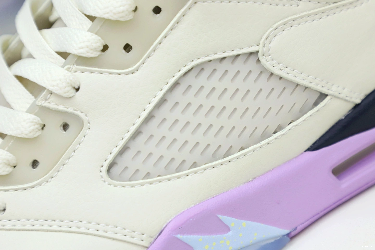 5 BE JORDAN KHALED THE AIR DJ WE 1028